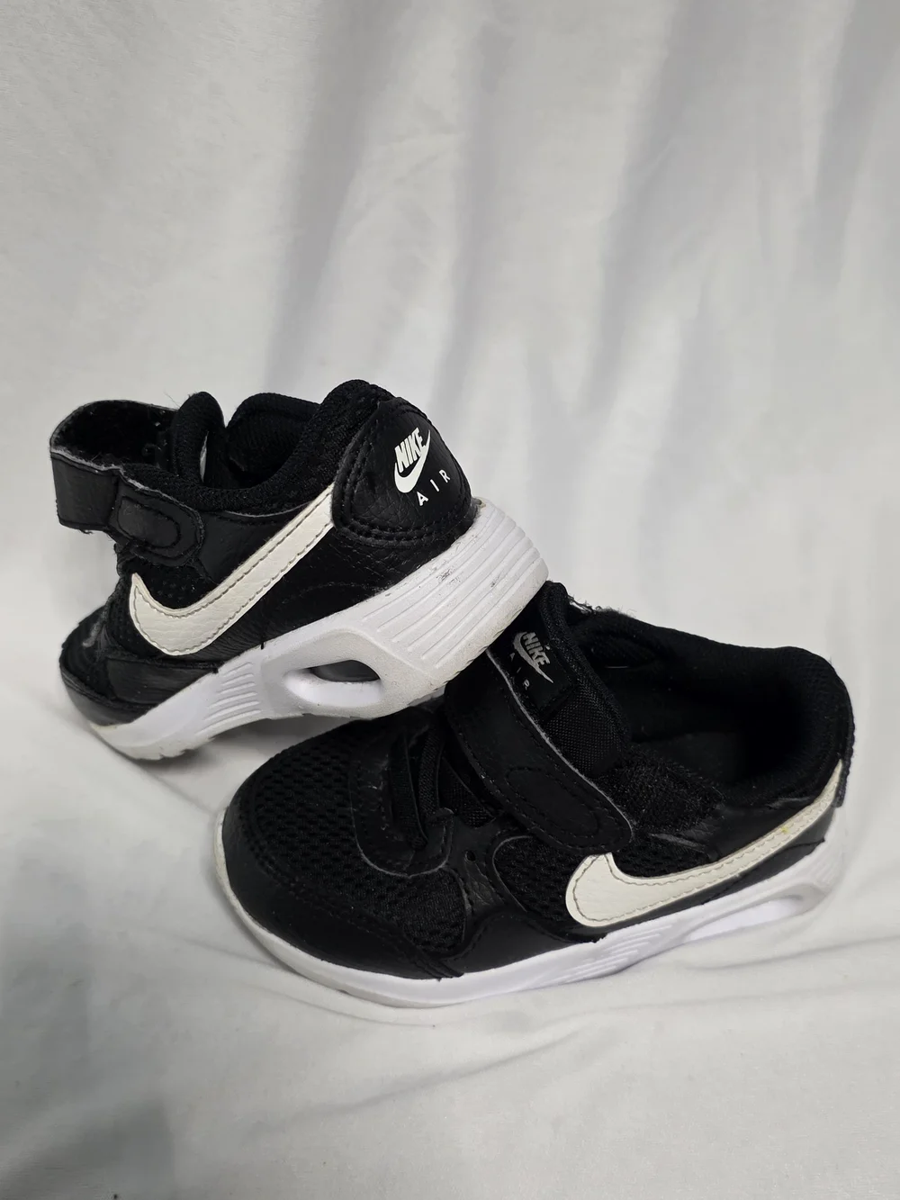 Nike Kids Black and White Hook-and-Loop Sneakers